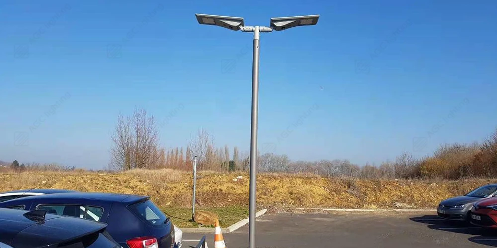 7 Considerations for Choosing the Right Solar Street Lights